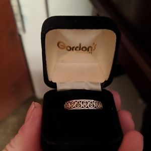 White gold heart diamond ring